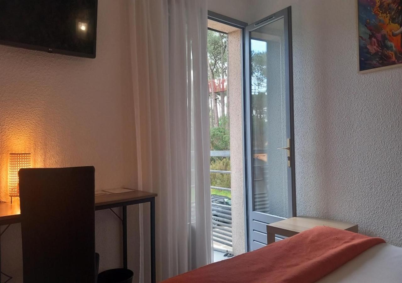 Hotel Les Jardins De L'Ocean - Climatise Biscarrosse-Plage Exterior foto